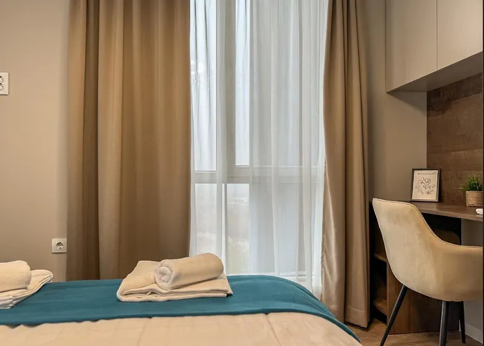 شقة 2br In A Modern Complex With Free Street Parking