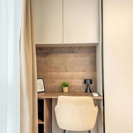 2bр In A Modern Complex *