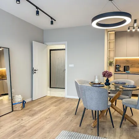 2bр In A Modern Complex